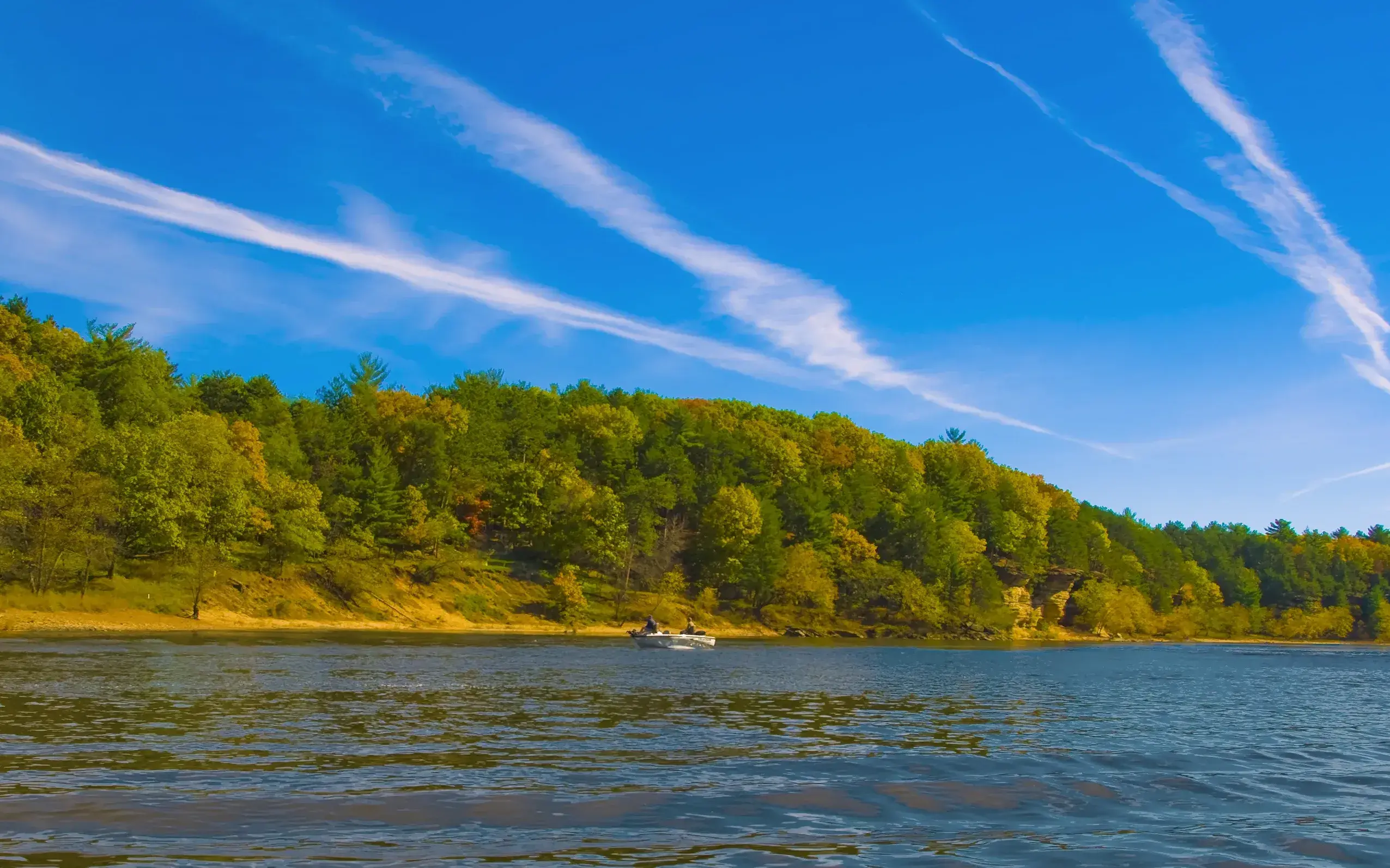 bigstock-Wisconsin-Dells-2201528_WEBP